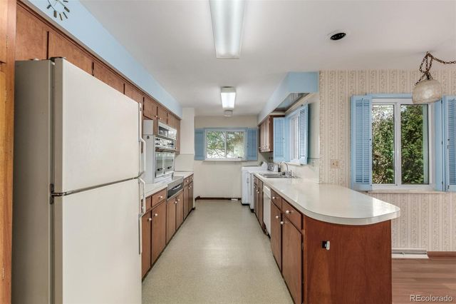 680 S Canosa Court, Denver, CO 80219