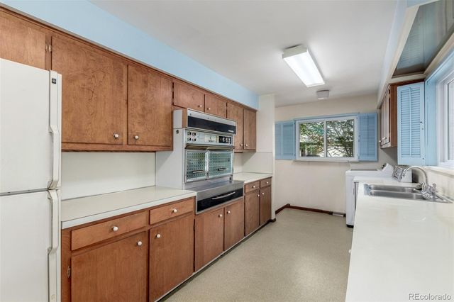 680 S Canosa Court, Denver, CO 80219