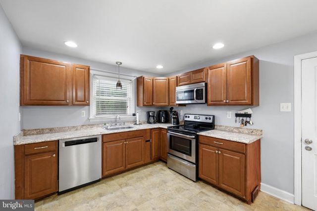 21618 YORK RD, Freeland, MD 21053