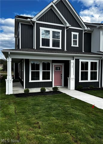 12 Paige Lane, Hudson, OH 44236