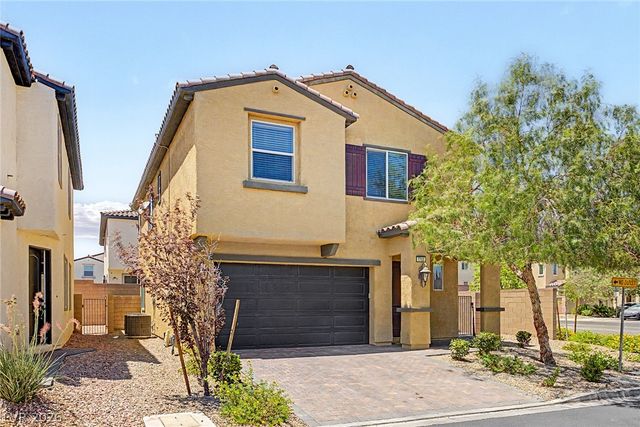 7703 Coral Cactus Court, Las Vegas, NV 89139