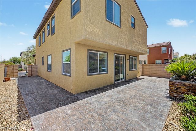 7703 Coral Cactus Court, Las Vegas, NV 89139