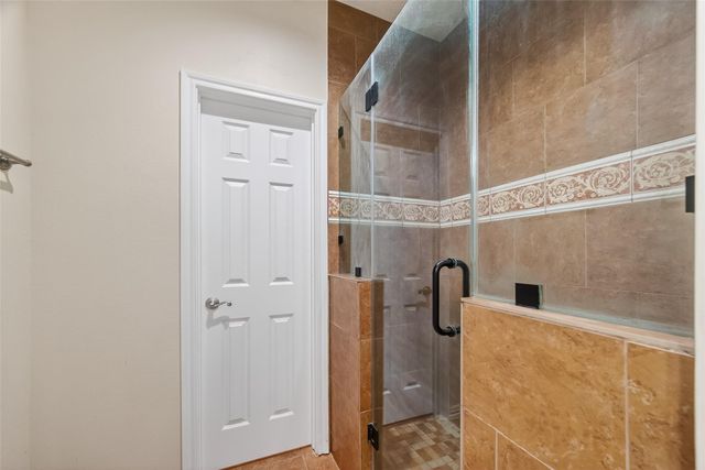 319 Pinedale Ave, Arcola, TX 77583