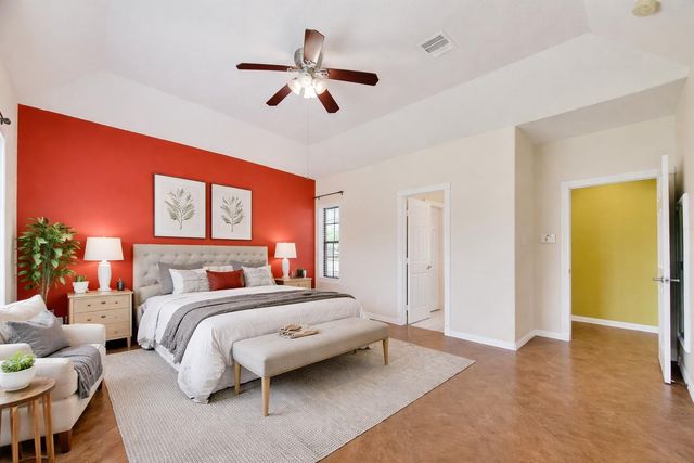 319 Pinedale Ave, Arcola, TX 77583