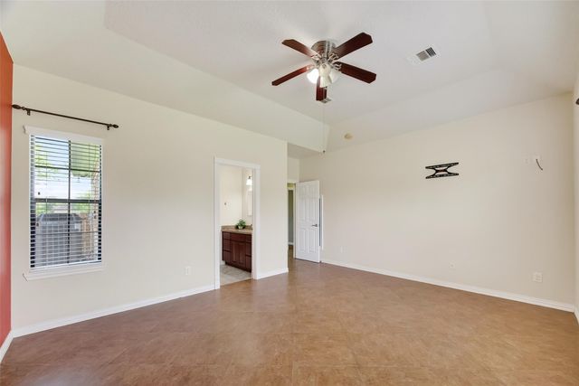 319 Pinedale Ave, Arcola, TX 77583