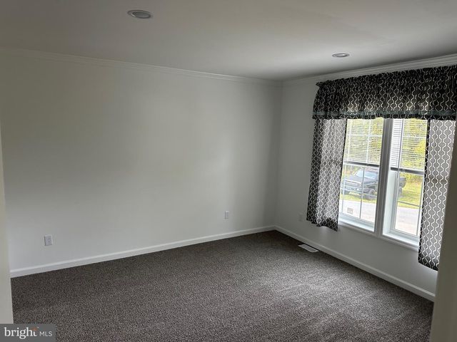 21 GOLFVIEW DR, Quakertown, PA 18951