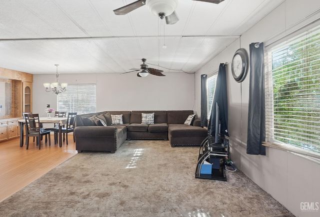 3535 Stine Road 97, Bakersfield, CA 93309