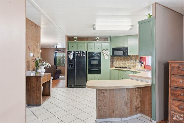3535 Stine Road 97, Bakersfield, CA 93309