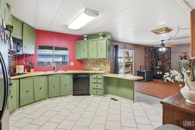 3535 Stine Road 97, Bakersfield, CA 93309