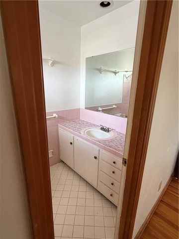 5503 W 97th Street, Overland Park, KS 66207