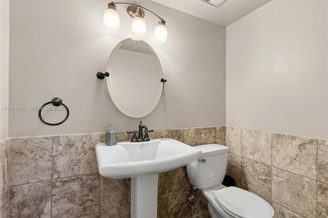 6650 Royal Palm Blvd 204C, Margate, FL 33063