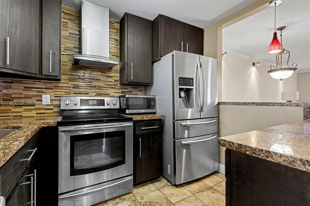 6650 Royal Palm Blvd 204C, Margate, FL 33063