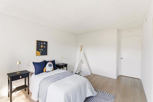 2405 Liberty, South San Francisco, CA 94080