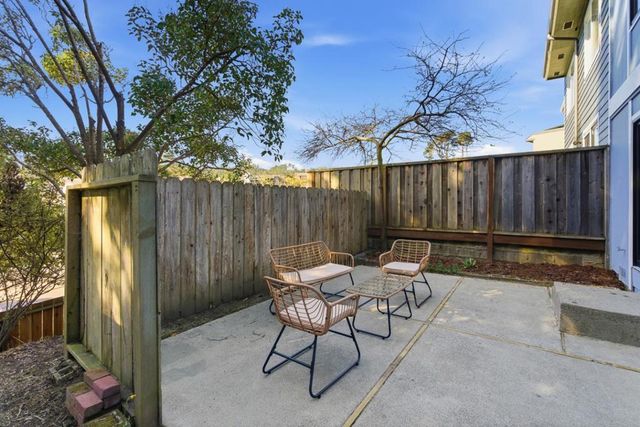 2405 Liberty, South San Francisco, CA 94080