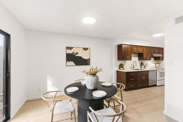 2405 Liberty, South San Francisco, CA 94080