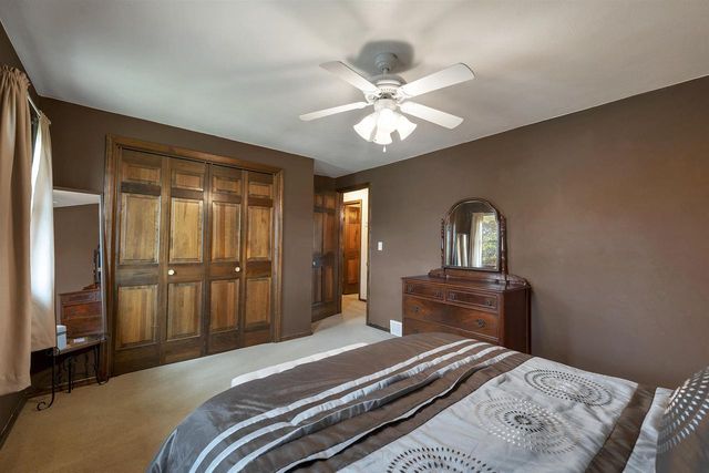 413 S GOOD HOPE ROAD, De Pere, WI 54115