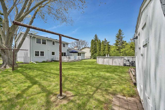 413 S GOOD HOPE ROAD, De Pere, WI 54115