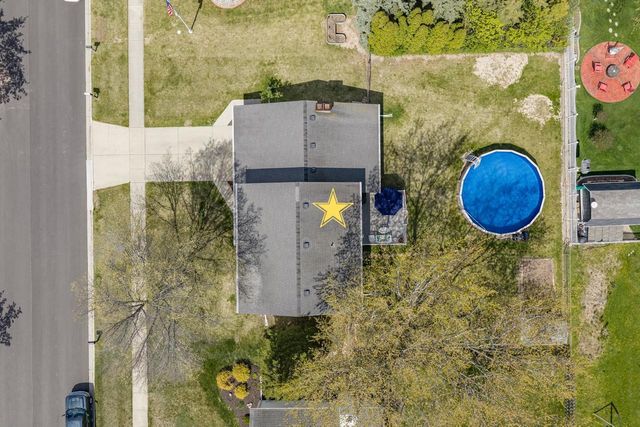 413 S GOOD HOPE ROAD, De Pere, WI 54115