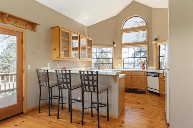 1016 Sandalwood Dr, Murphys, CA 95247