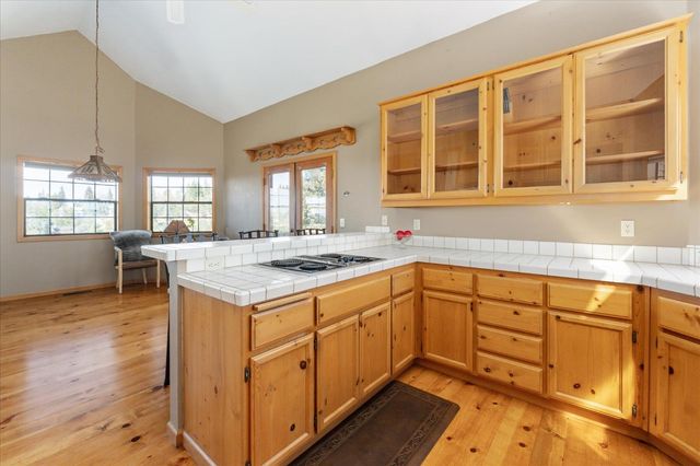 1016 Sandalwood Dr, Murphys, CA 95247