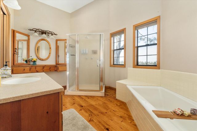 1016 Sandalwood Dr, Murphys, CA 95247