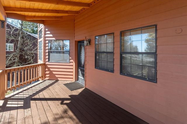 1016 Sandalwood Dr, Murphys, CA 95247