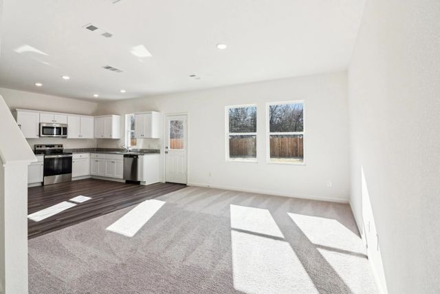 14126 Donahue Street, Pilot Point, TX 76258