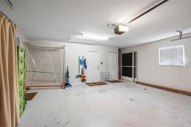 1918 NW 50TH AVENUE, Ocala, FL 34482