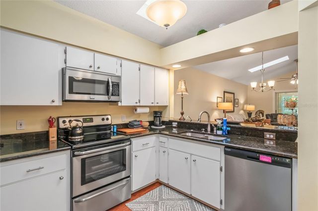 1918 NW 50TH AVENUE, Ocala, FL 34482