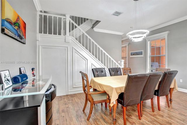 501 SW 146th Ter 5-7, Pembroke Pines, FL 33027