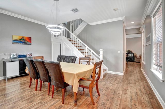 501 SW 146th Ter 5-7, Pembroke Pines, FL 33027