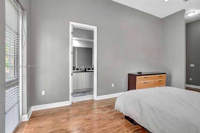 501 SW 146th Ter 5-7, Pembroke Pines, FL 33027