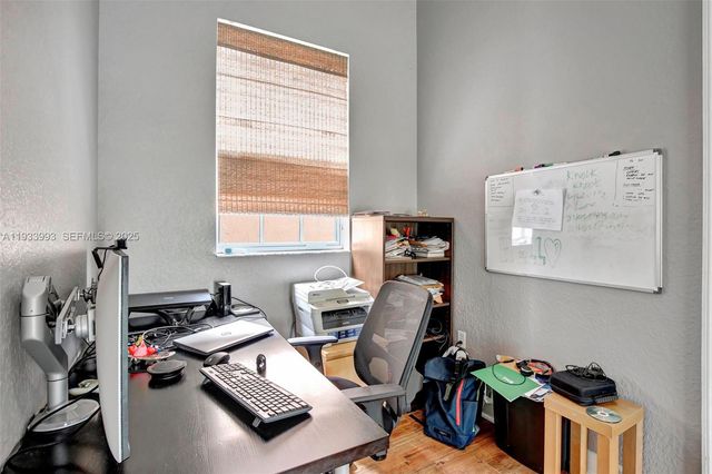 501 SW 146th Ter 5-7, Pembroke Pines, FL 33027