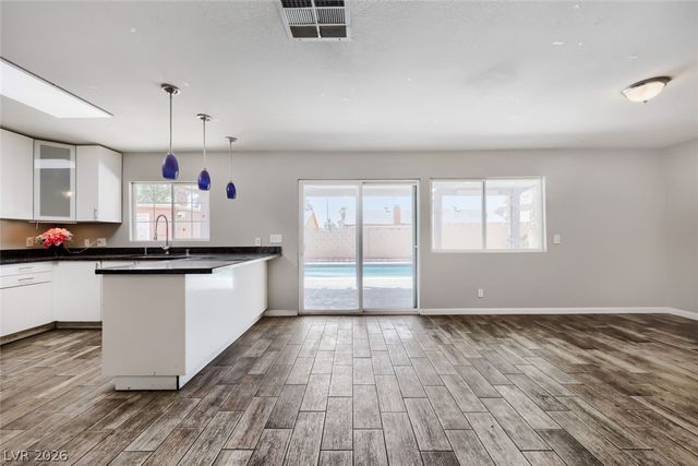 6425 Meadow Lark Lane, Las Vegas, NV 89103