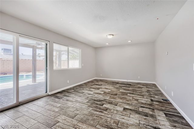 6425 Meadow Lark Lane, Las Vegas, NV 89103