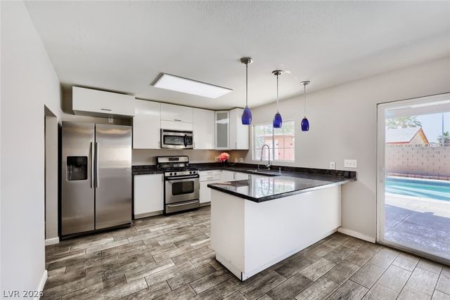 6425 Meadow Lark Lane, Las Vegas, NV 89103
