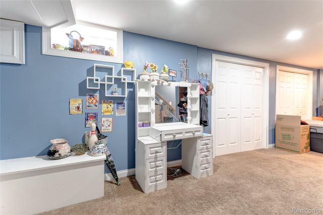 723 Globe Road, Waterford Charter Township, MI 48328