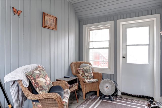 723 Globe Road, Waterford Charter Township, MI 48328