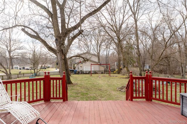 723 Globe Road, Waterford Charter Township, MI 48328