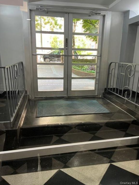 6560 Wetherole St Apt 5J, Rego Park, NY 11374 — photo 4