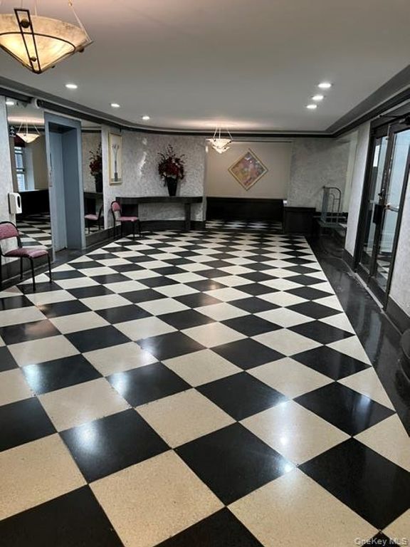 6560 Wetherole St Apt 5J, Rego Park, NY 11374 — photo 5