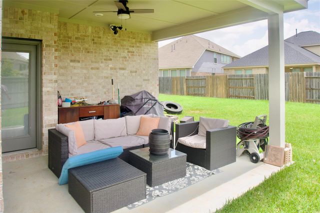 31106 Aumbrey Ivy Court, Hockley, TX 77447