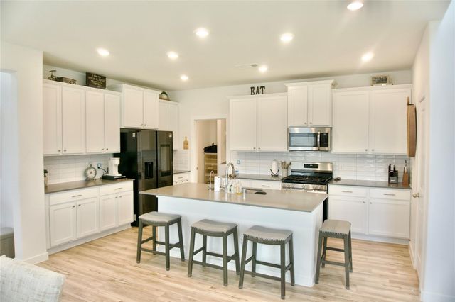 31106 Aumbrey Ivy Court, Hockley, TX 77447