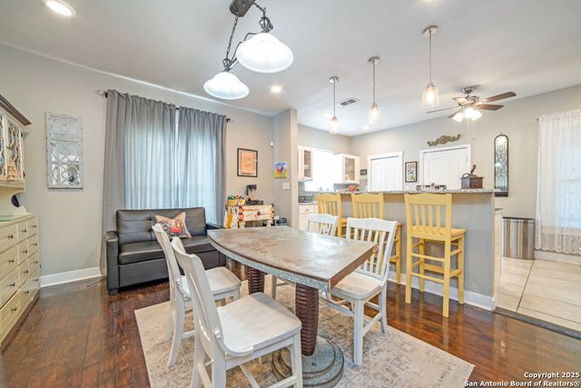 607 clark, San Antonio, TX 78210
