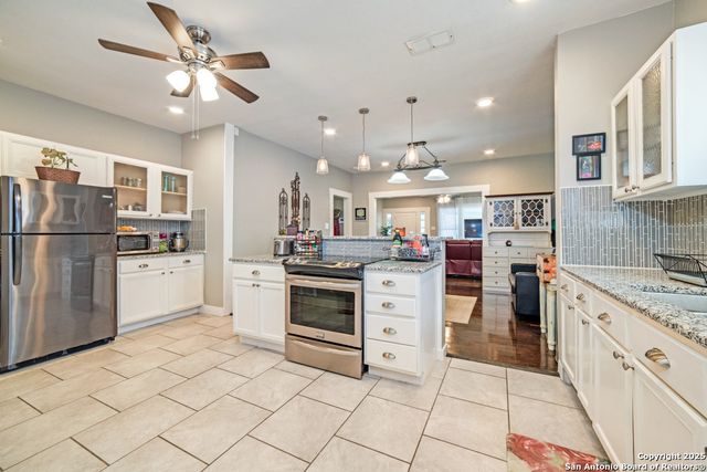 607 clark, San Antonio, TX 78210
