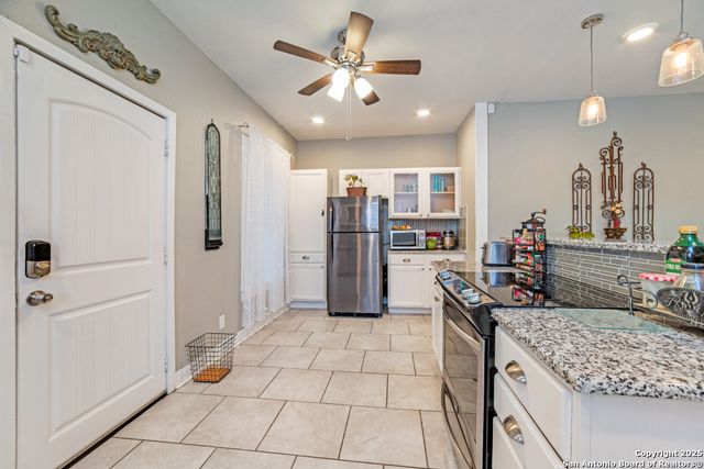 607 clark, San Antonio, TX 78210