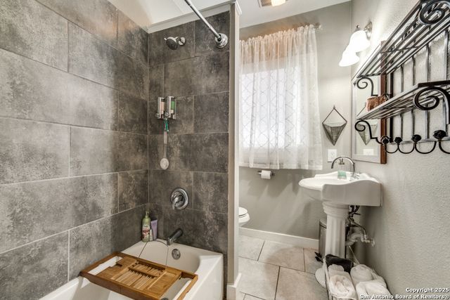 607 clark, San Antonio, TX 78210