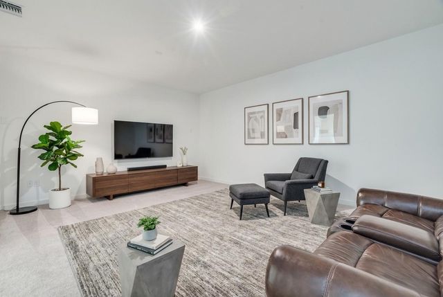 2217 Sondrio BND, Leander, TX 78641