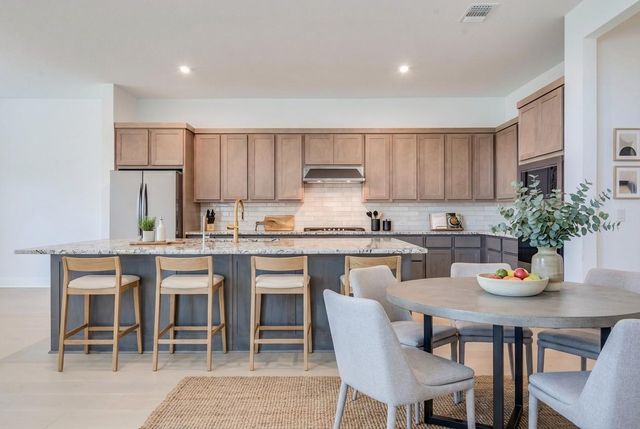 2217 Sondrio BND, Leander, TX 78641