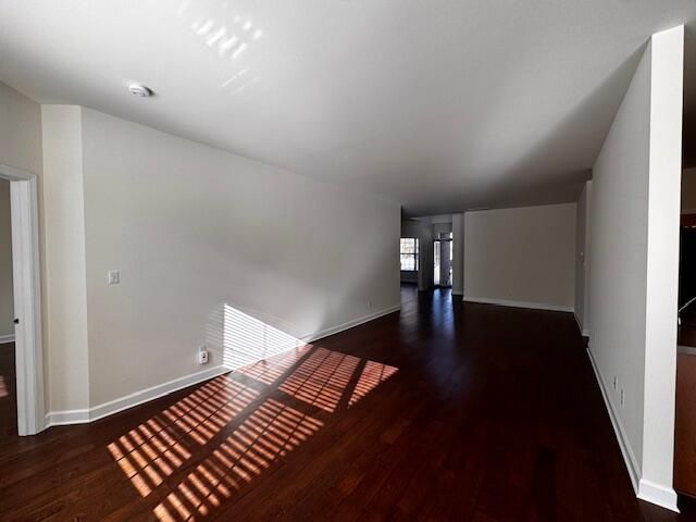 9989 Settlers Court, St. John, IN 46373